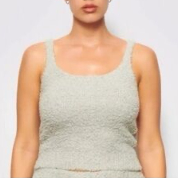 NWT skims soft fuzzy knit tank top 2x - 3x palest green - Picture 1 of 4